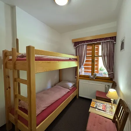 Bouda Pod Snezkou 게스트하우스 3*
